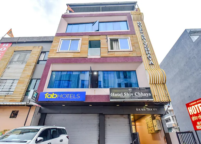 Fabhotel Shiv Chhaya